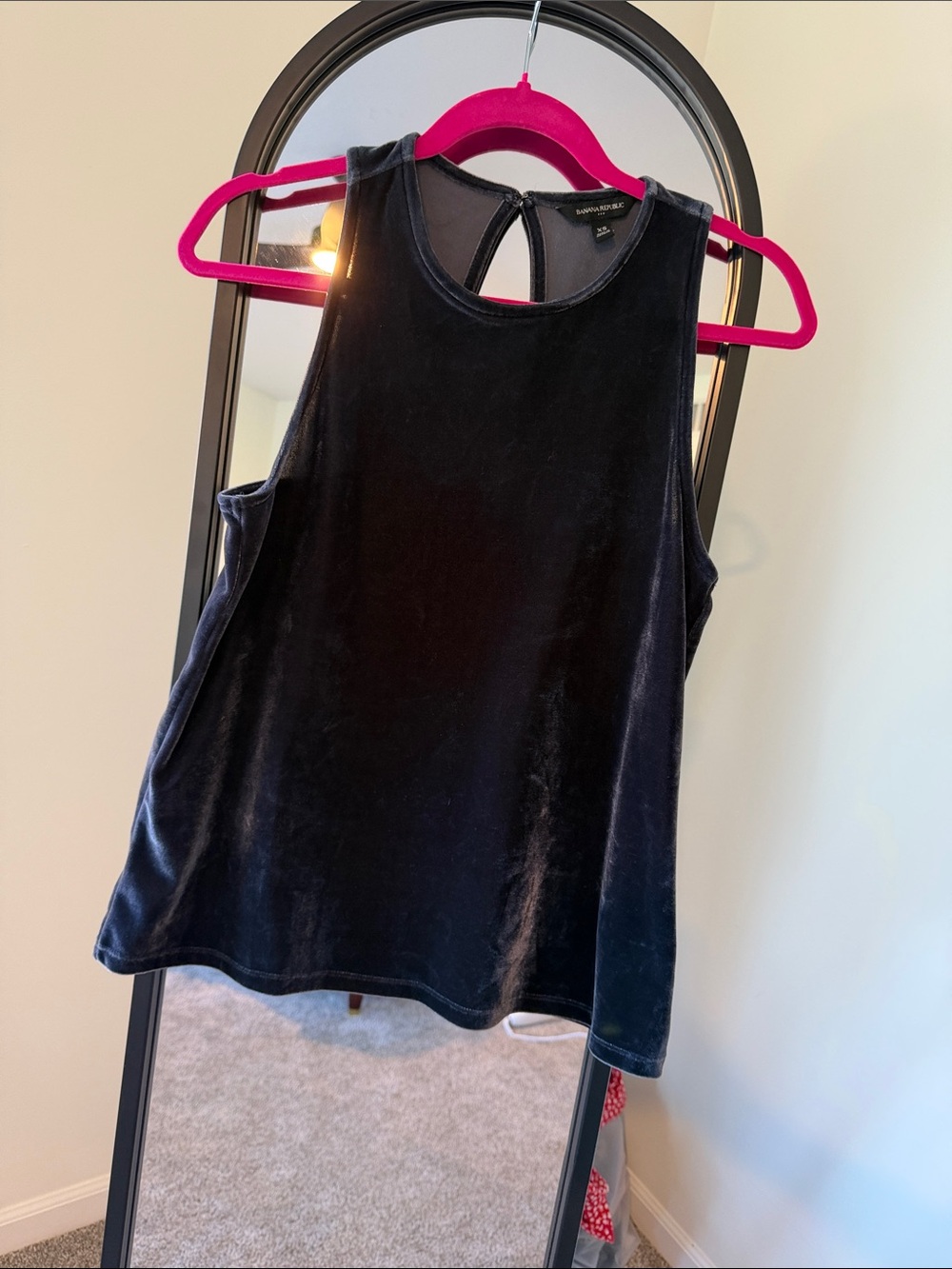 Banana Republic Velvet Scoop Neck Tank Top - Black